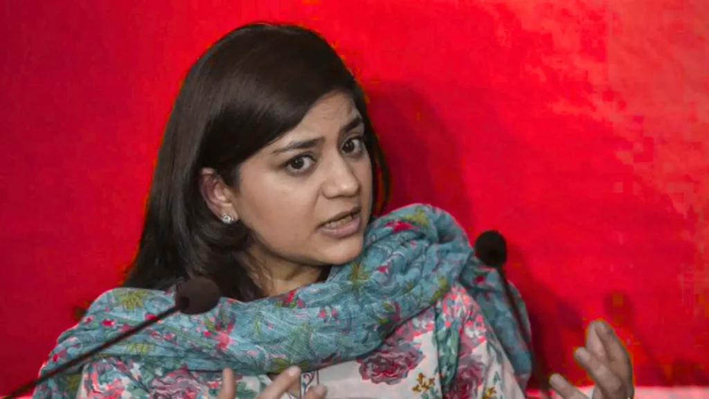 इल्तिज़ा मुफ़्ती का जीवन परिचय | Iltija Mufti Biography in Hindi 2025 1 Iltija Mufti