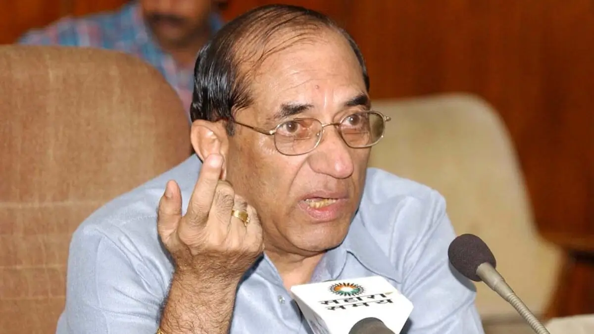 राजनीतिक करियर (Political Career of Vijay Kumar Malhotra)