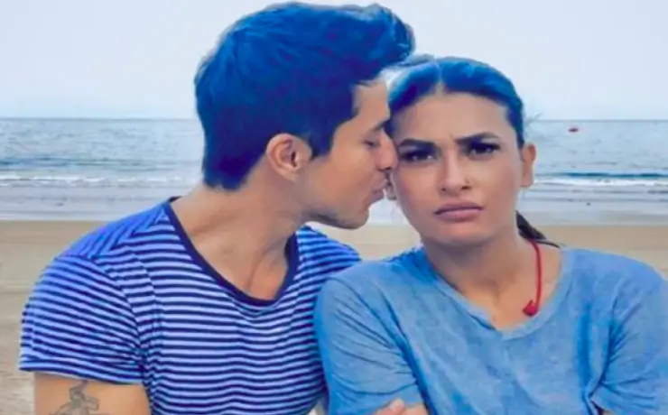 पवित्रा पुनिया जीवनी, उम्र, परिवार, शिक्षा, प्रेमी, ऊंचाई और वजन | Pavitra Punia Biography in Hindi 2025 6 Pavitra Punia  and Prateek Sahjal