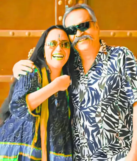 Piyush Pandey With sister Ila Arun 