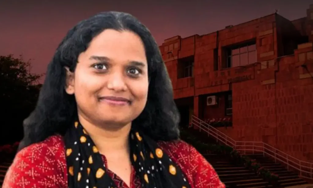 Aditi Mishra JNU Biography in Hindi | अदिति मिश्रा जीवनी: JNU छात्रसंघ की नई अध्यक्ष, बनारस की बेटी ने लेफ्ट का परचम लहराया | 2 Aditi Mishra Career