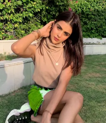 प्रियंका चाहर चौधरी जीवनी: उम्र, परिवार, शिक्षा, करियर और लव स्टोरी | Priyanka Chahar Choudhary Biography in Hindi 5 Priyanka Chahar Choudhary Photo 2