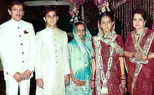 Yash Birla Family, Father & Mother
