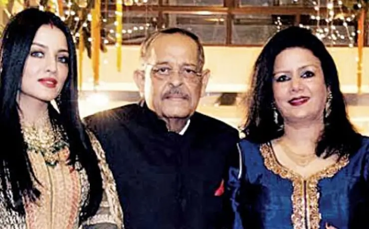 Celina Jaitly with her parents