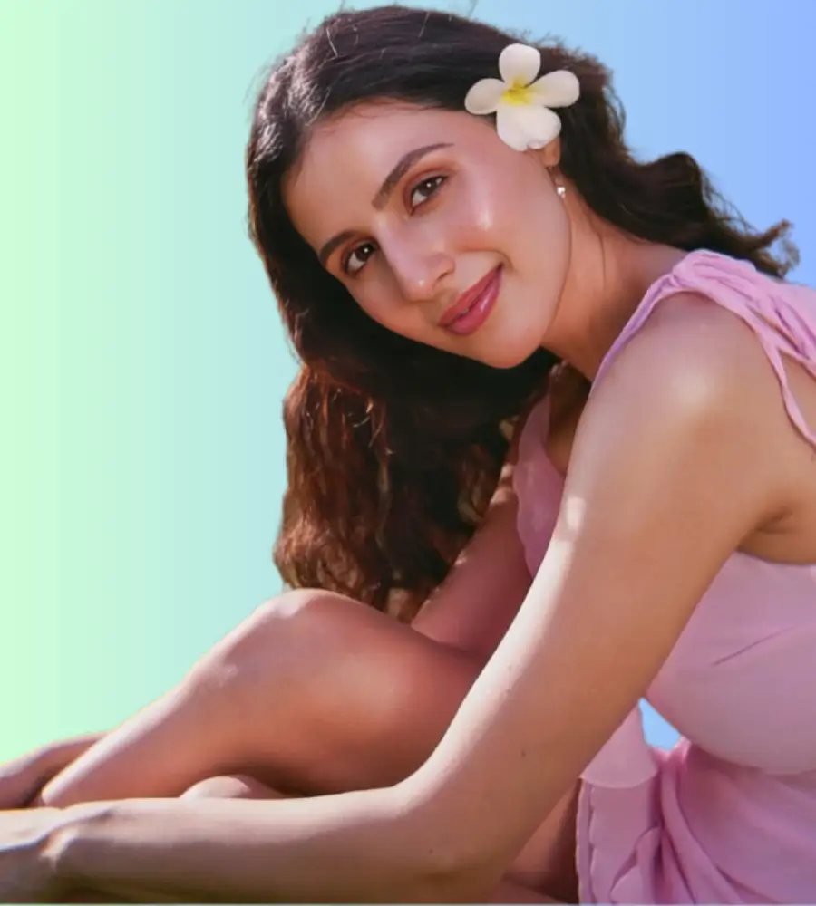 सिमर भाटिया बायोग्राफी 2026: आयु, शिक्षा, परिवार, करियर, नेट वर्थ और अक्षय कुमार से लिंक | Simar Bhatia Biography in Hindi 2026 8 Simar Bhatia Fevorite Things